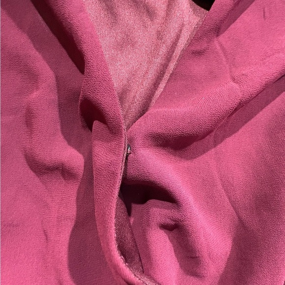 Lulu’s NWT Maroon Short Romper with 3/4 Keyhole Sleeves size M - Picture 13 of 14